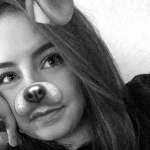 Meet your Posher, Mackenzie